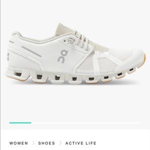 On Cloud Sneakers - White Sand